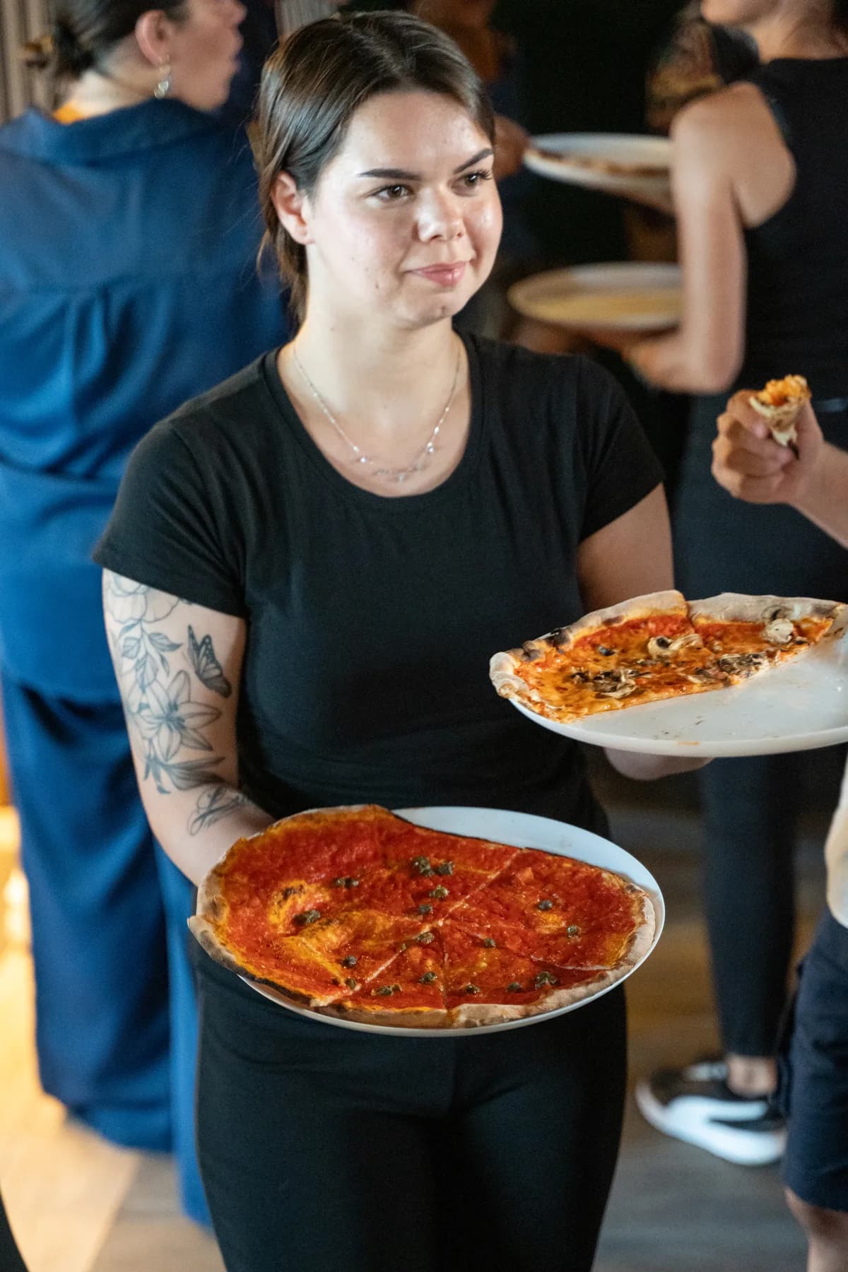 Pizze in arrivo in sala